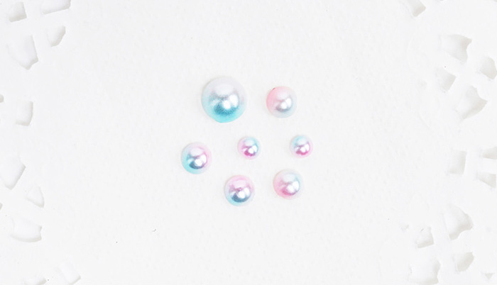 nailart_allthatnail_partsset_halfpearlsetaurora1_02.jpg