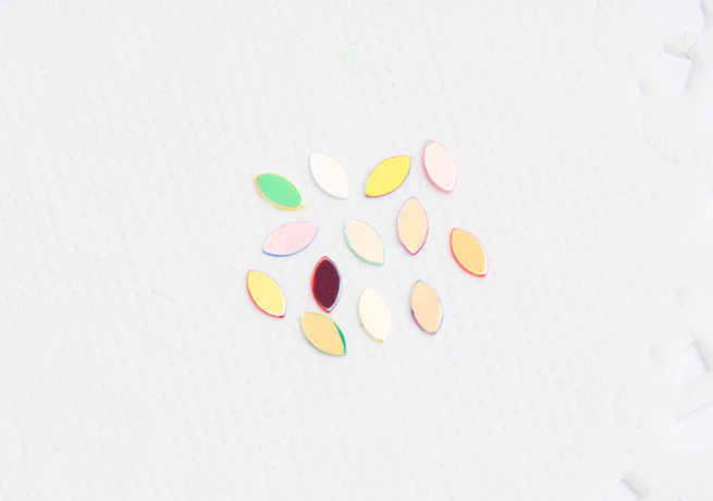 nailart_allthatnail_2otherartgoods_boatspangleset_03.jpg