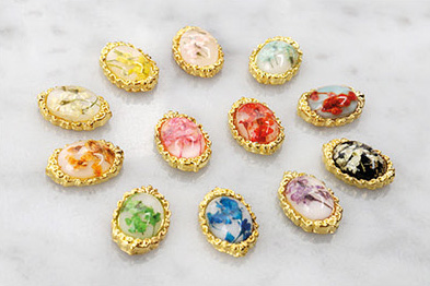 nailart_allthatnail_decoparts_antiqueflowerparts_08.jpg