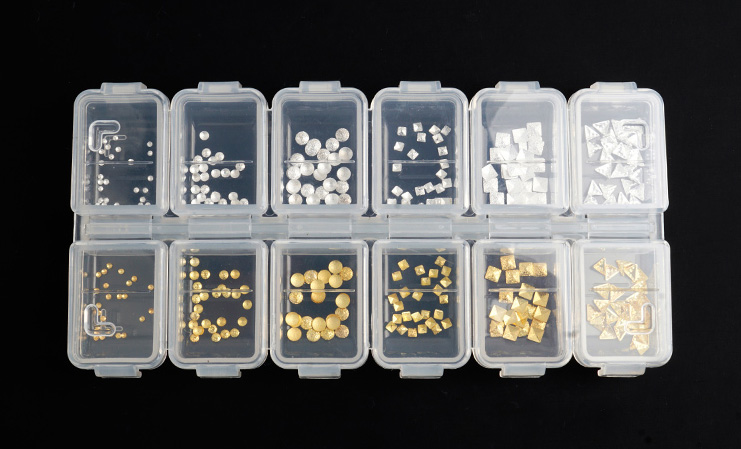 nailart_allthatnail_basicstuds_sandstuds12set1_01.jpg