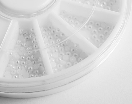 nailart_allthatnail_4usefultools_halfpearlwheelsetwhite_03.jpg