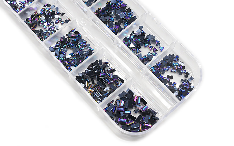 feat-aurora-rhinestone2.jpg