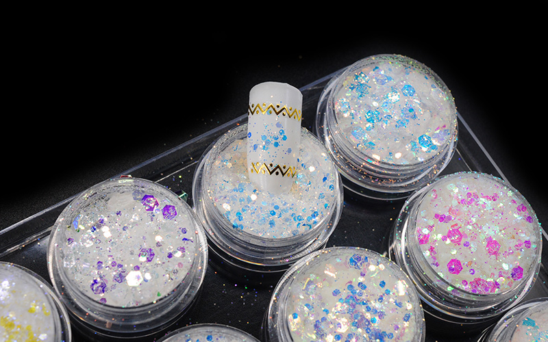 feat-shining-glitter5.jpg