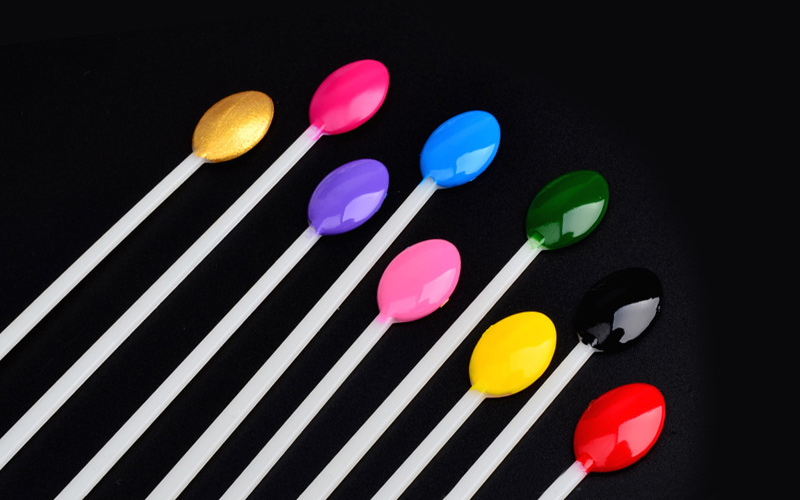 feat-nail-color-spoon4.jpg