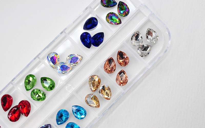 feat-rhinestone-set4.jpg