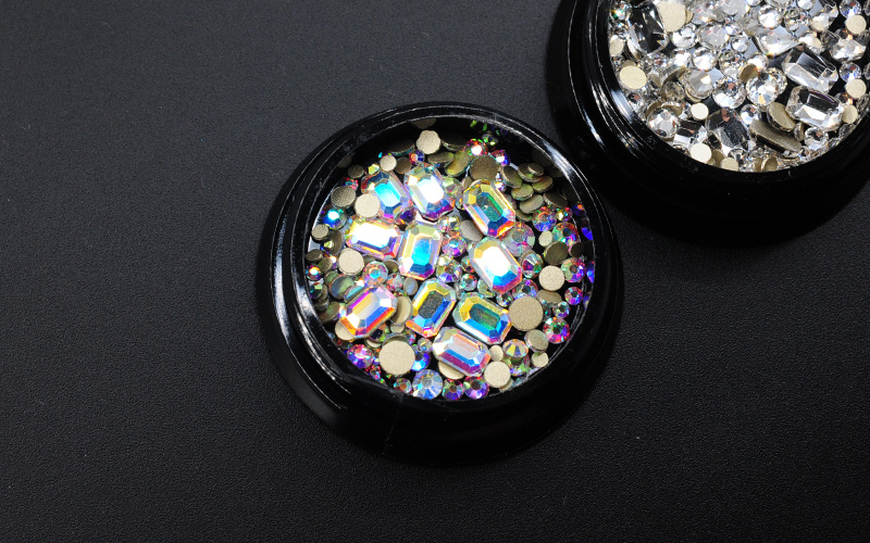 feat-rhinestone-set1.jpg