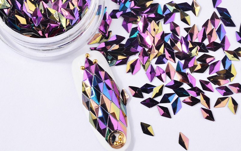 feat-diamond-glitter1.jpg