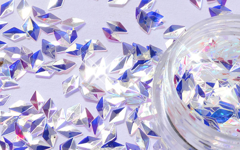 feat-diamond-glitter2.jpg
