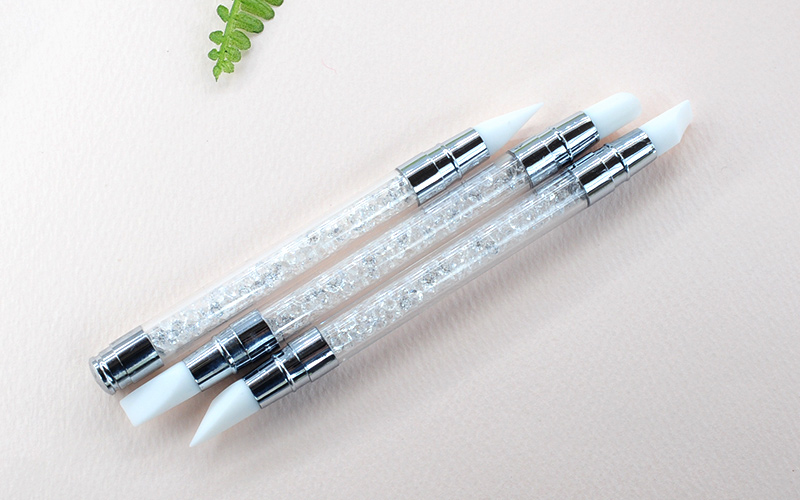 feat-silicon-brush3-3.jpg