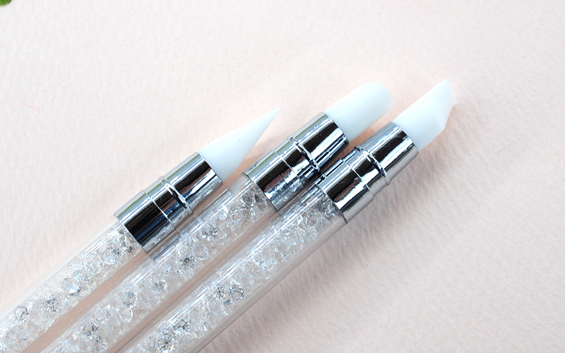 feat-silicon-brush3-5.jpg