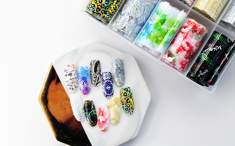 feat-img-foil-set-assort3.jpg
