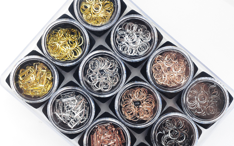feat-metal-frame-4color2.jpg