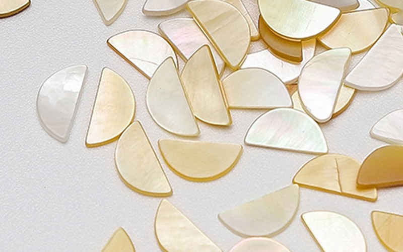 shell-half-moon-yellow.jpg