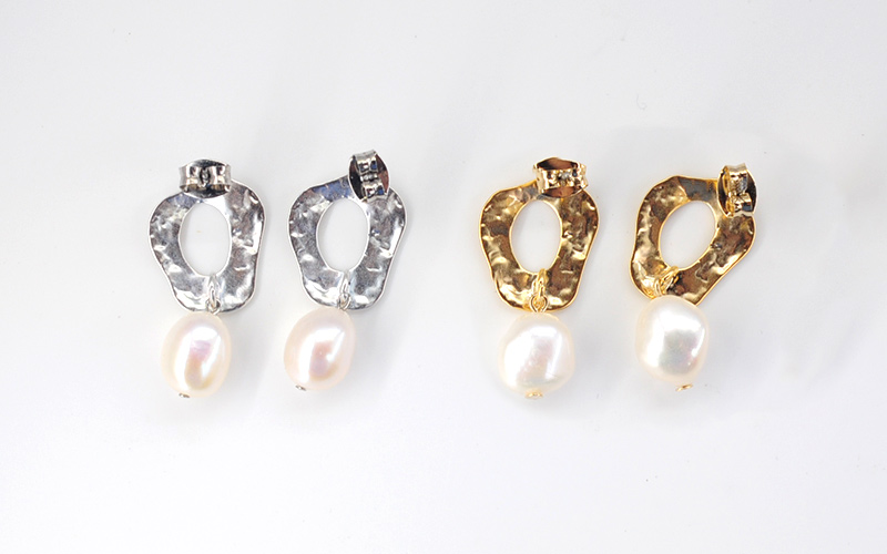 pearl-earing1.jpg