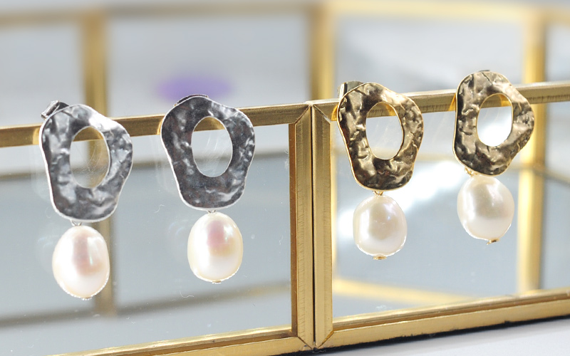 pearl-earing4.jpg
